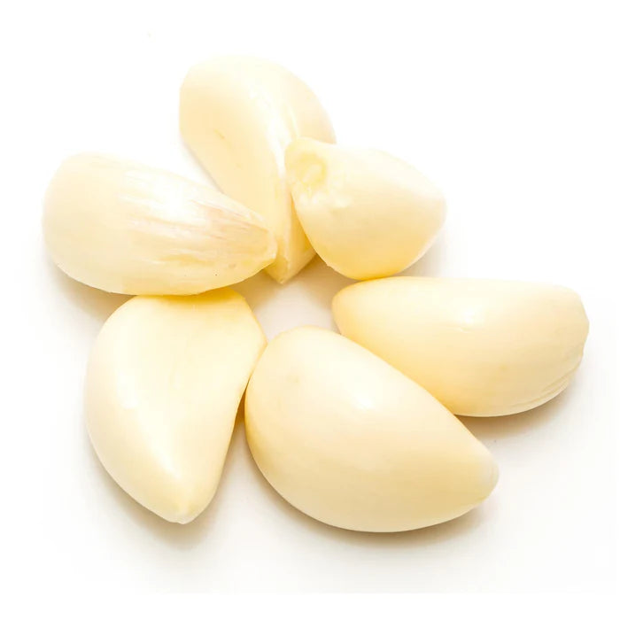 Bold pungent garlic cloves packed with rich savoury flavour.